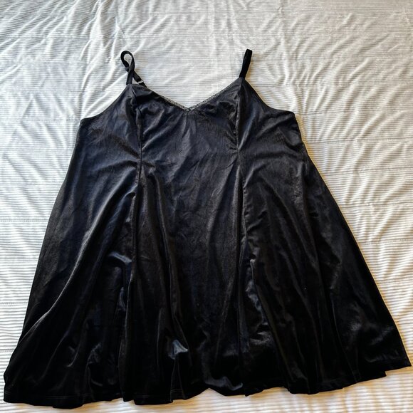 Torrid Black Velvet Lace Trim Trapeze Dress Women’s Plus Size 4 A-Line Spaghetti - Picture 9 of 15